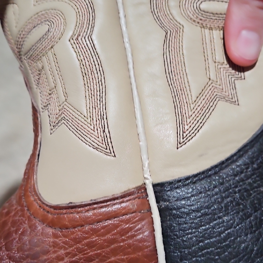 Roper Tan and Cream Leather Boots - Picture 5 of 7